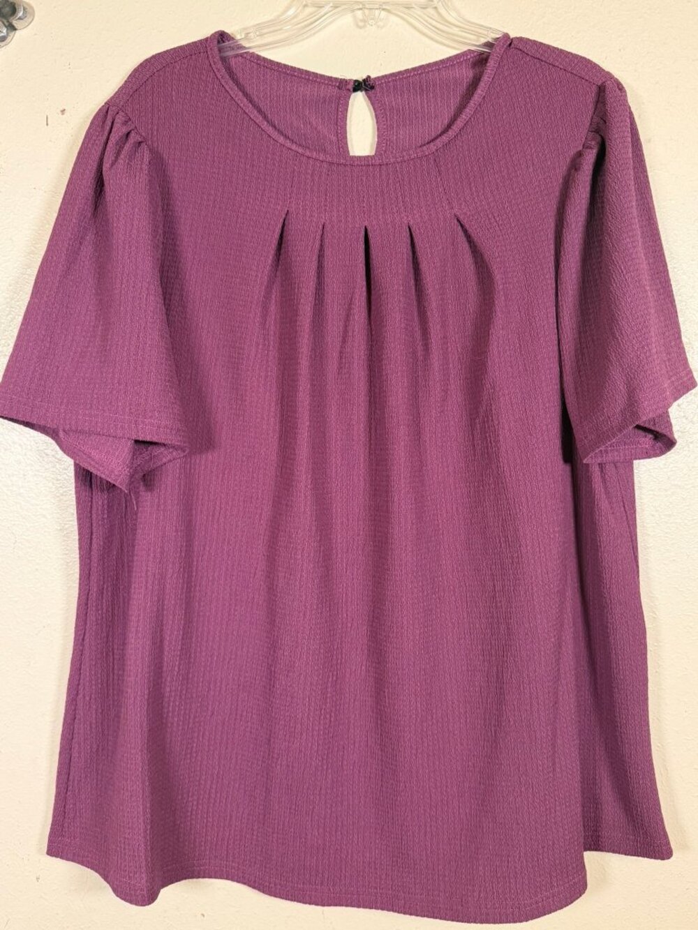 Women's 2XL Purple Textured Keyhole Back Blouse Short Sleeve Top
